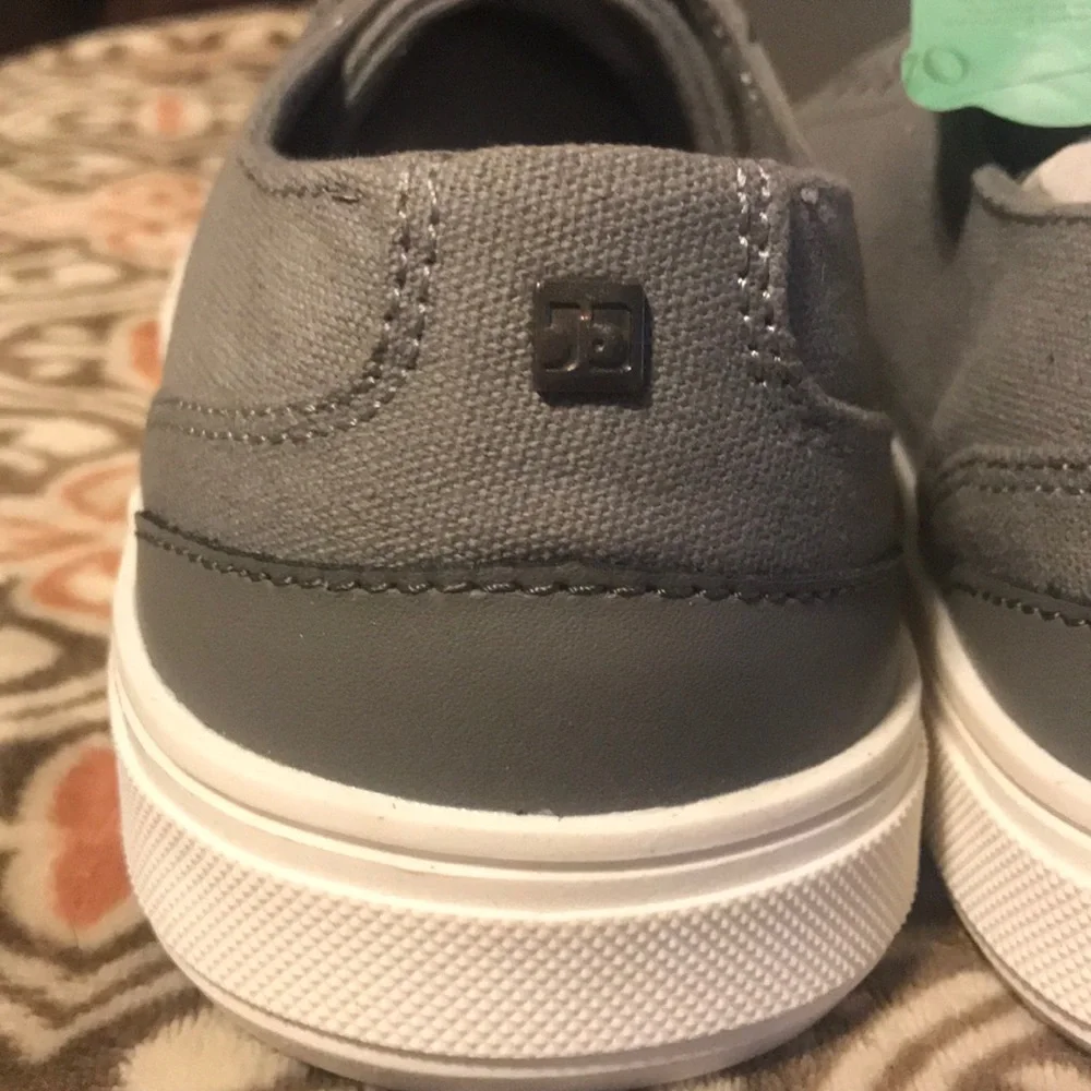 NWT Joe’s Jeans Men’s Low Joe Sneaker